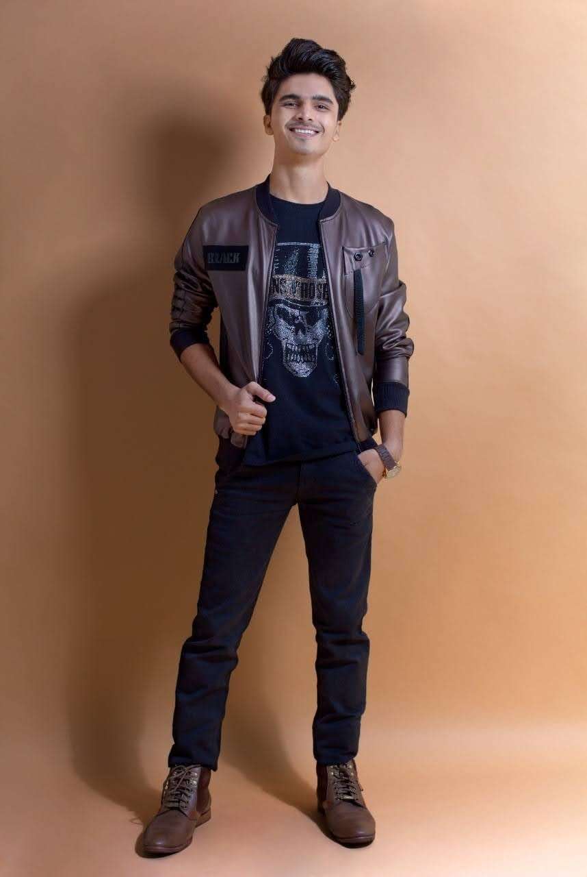 Abhishek Pandey - Software Engineer & Tech Entrepreneur